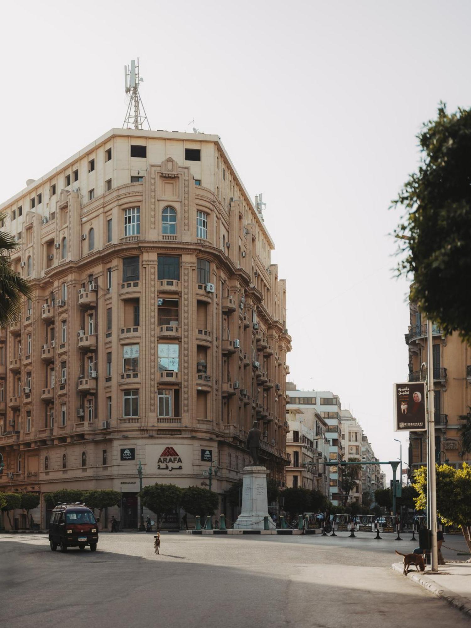 Brassbell L Dt L Hannaux L Tahrir Sq Le Caire